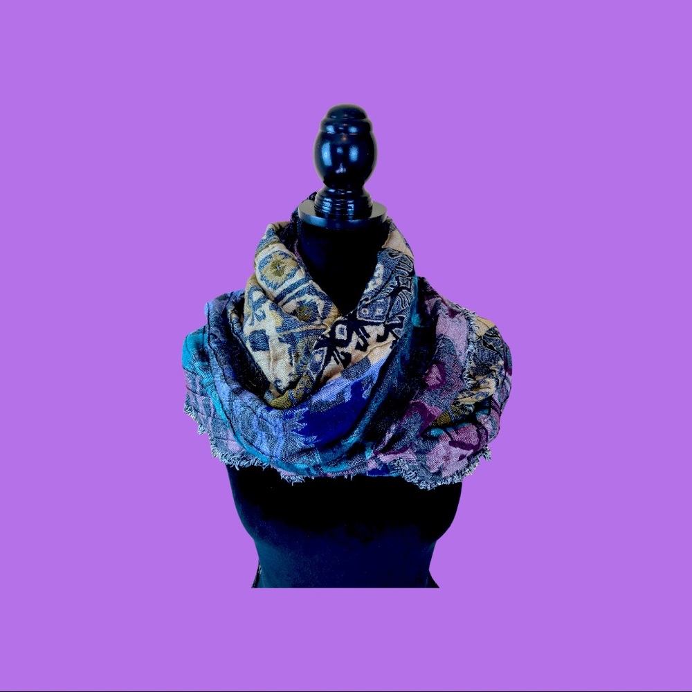 Beautiful Eternity Scarf